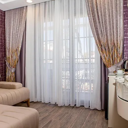 The Lea & Hotell Didim